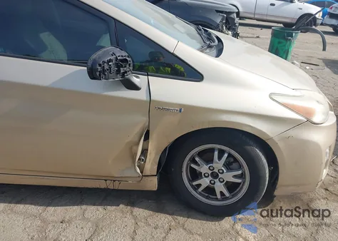 2011 Toyota Prius Three из США, поврежденный, VIN JTDKN3DU1B1330767